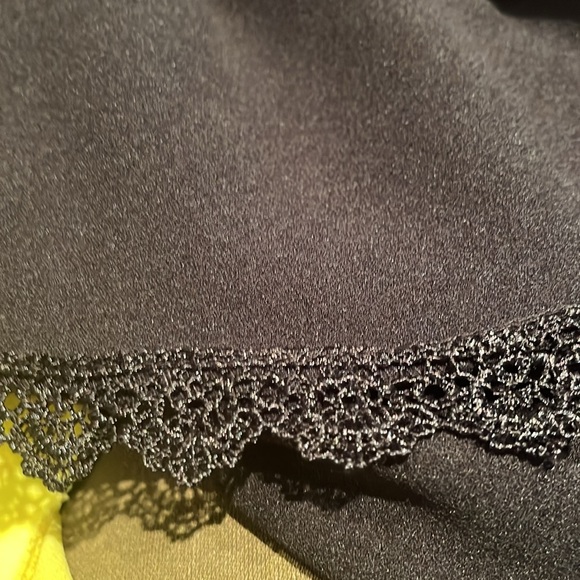 Classy  ladies dress - Picture 12 of 13